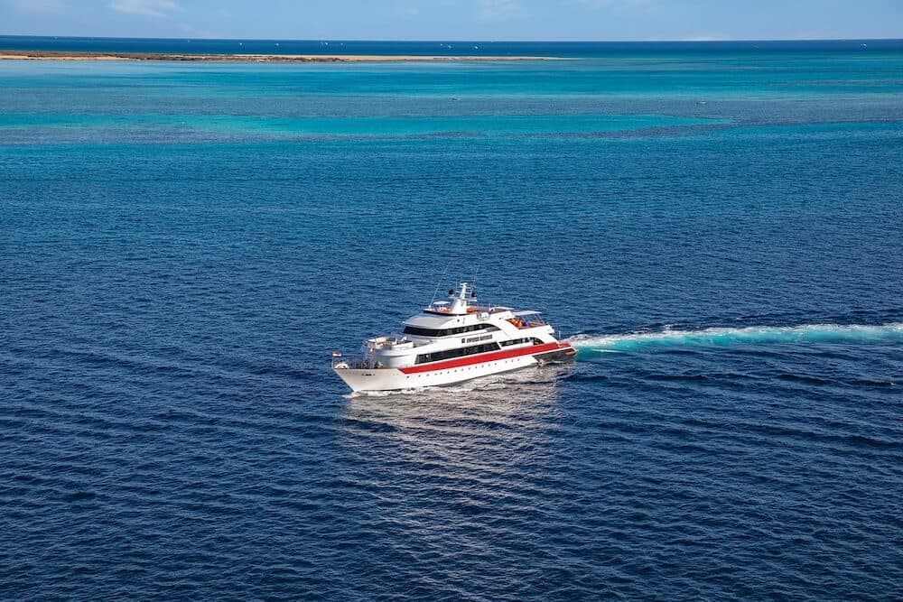 The liveaboard Emperor Superior