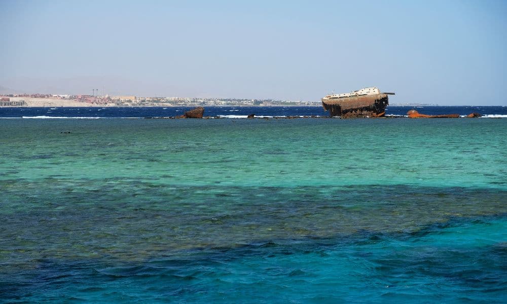 Cargo ship Louilla on Gordon Reef