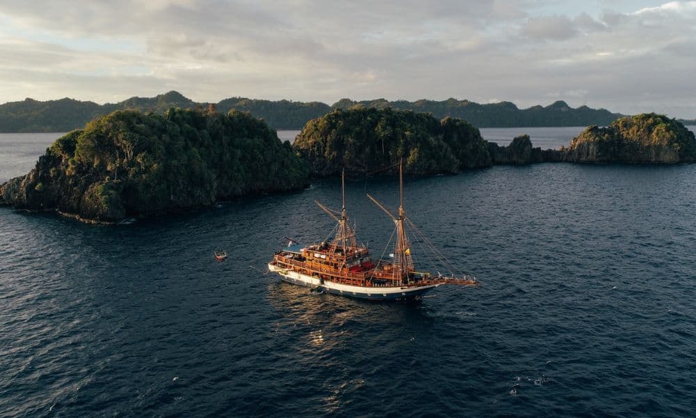The liveaboard Sea Safari 8