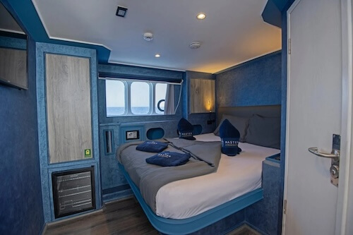 blue-horizon-premium-double-cabin